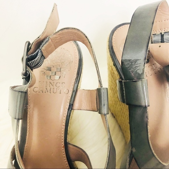 Vince Camuto Gray patent leather wedges - Picture 2 of 8